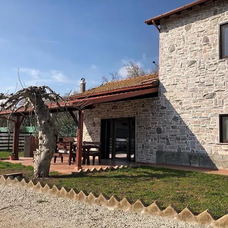 Il Rifugio Delle Rose Guest house *